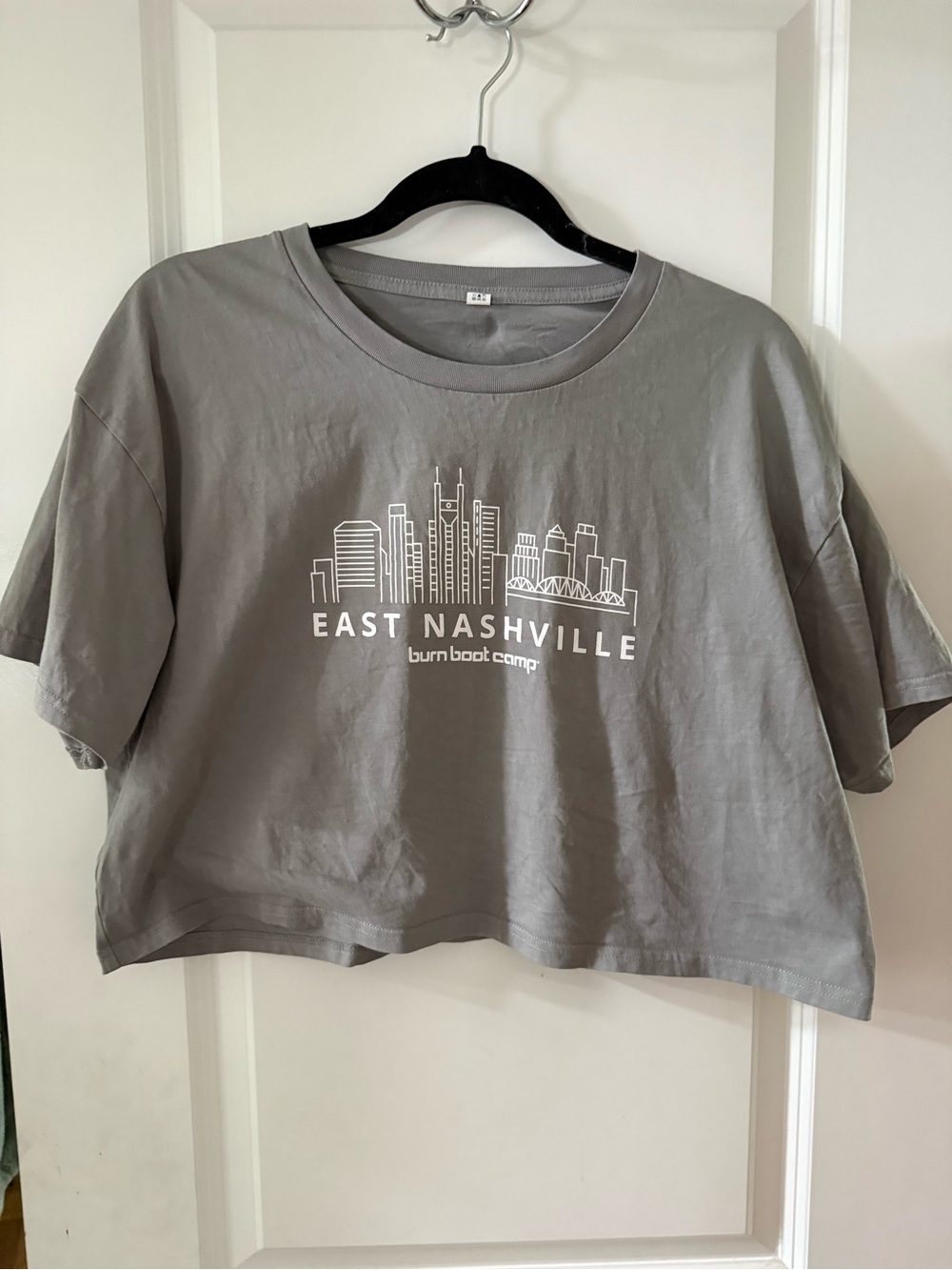 Burn boot camp East Nashville Gray Graphic Crop Top XL